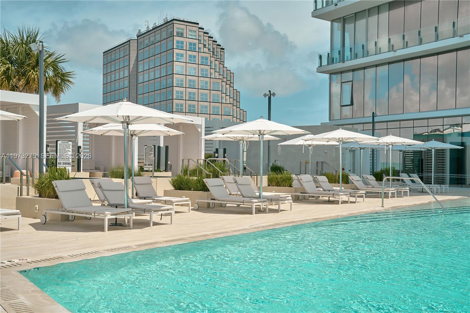 300 Biscayne Boulevard Way # 506E