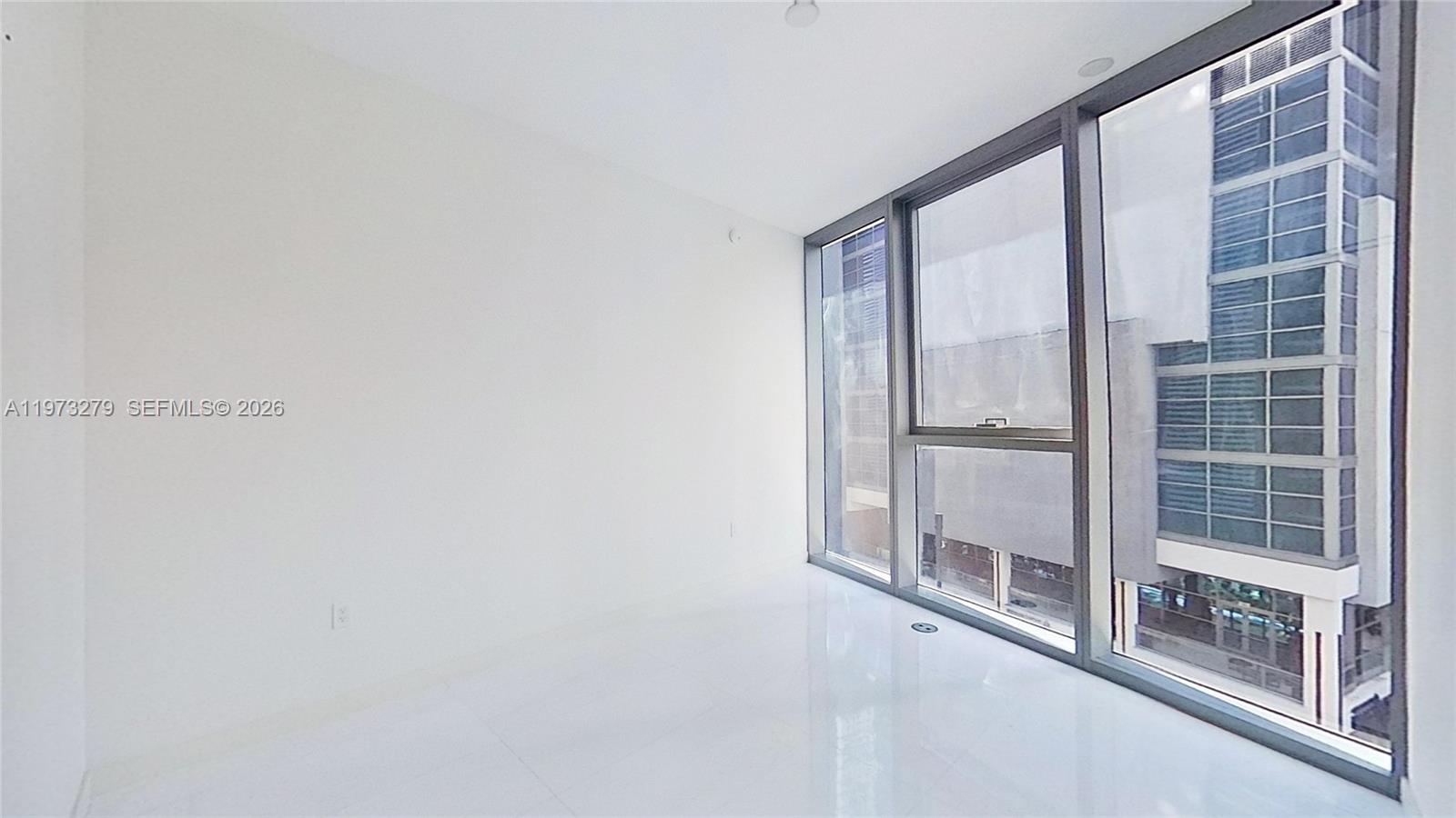 300 Biscayne Boulevard Way # 506E