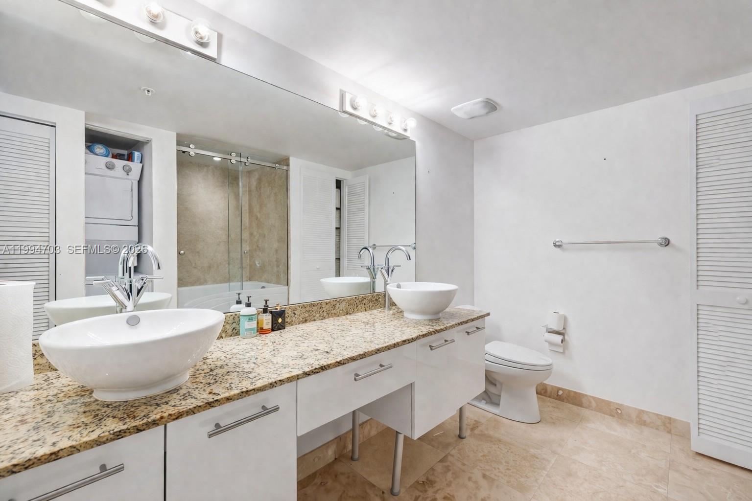 41 SE 5th St # 1306