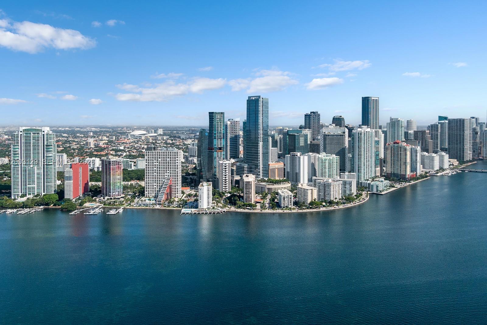 1451 Brickell Ave # 903