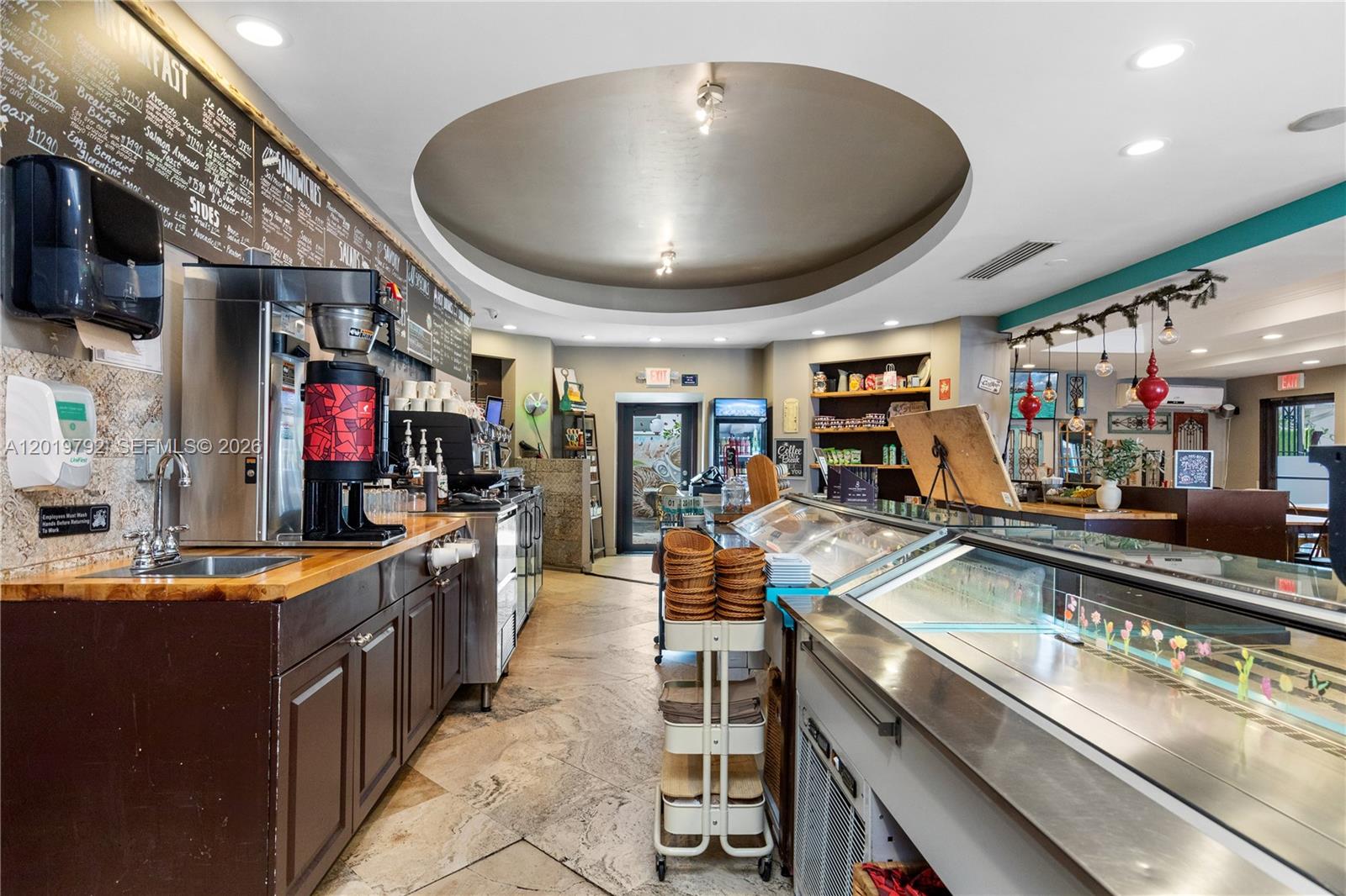2915 E Las Olas Blvd