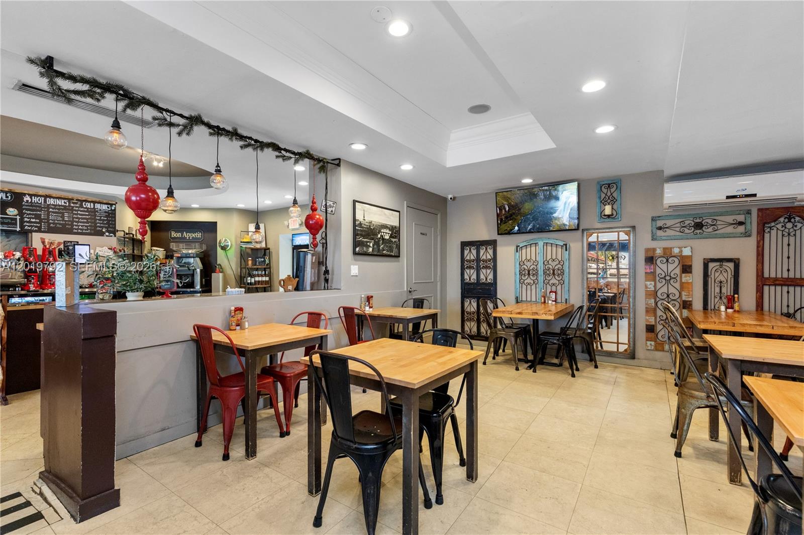 2915 E Las Olas Blvd