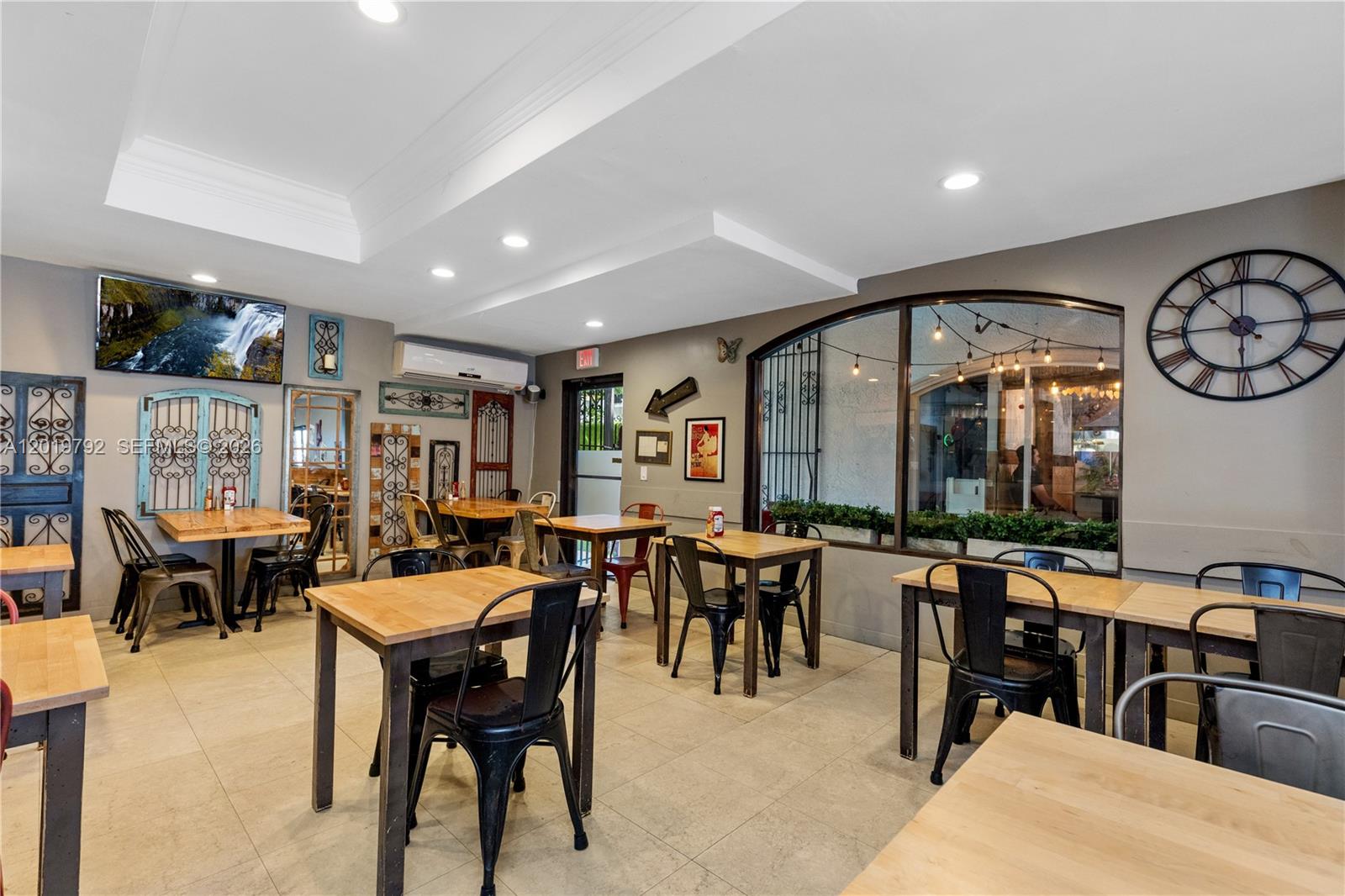 2915 E Las Olas Blvd