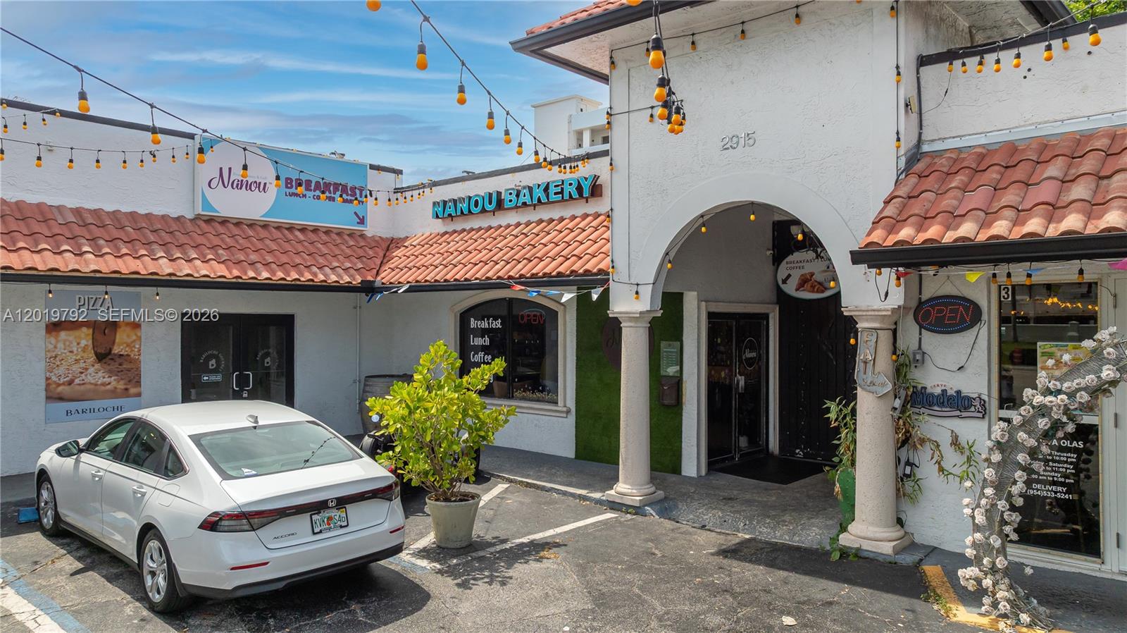 2915 E Las Olas Blvd