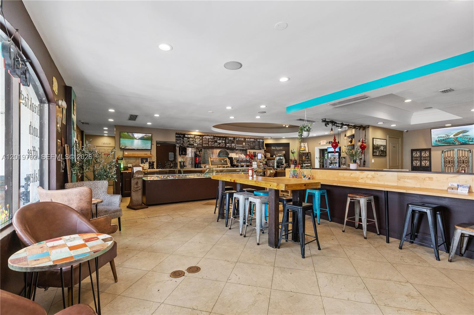 2915 E Las Olas Blvd