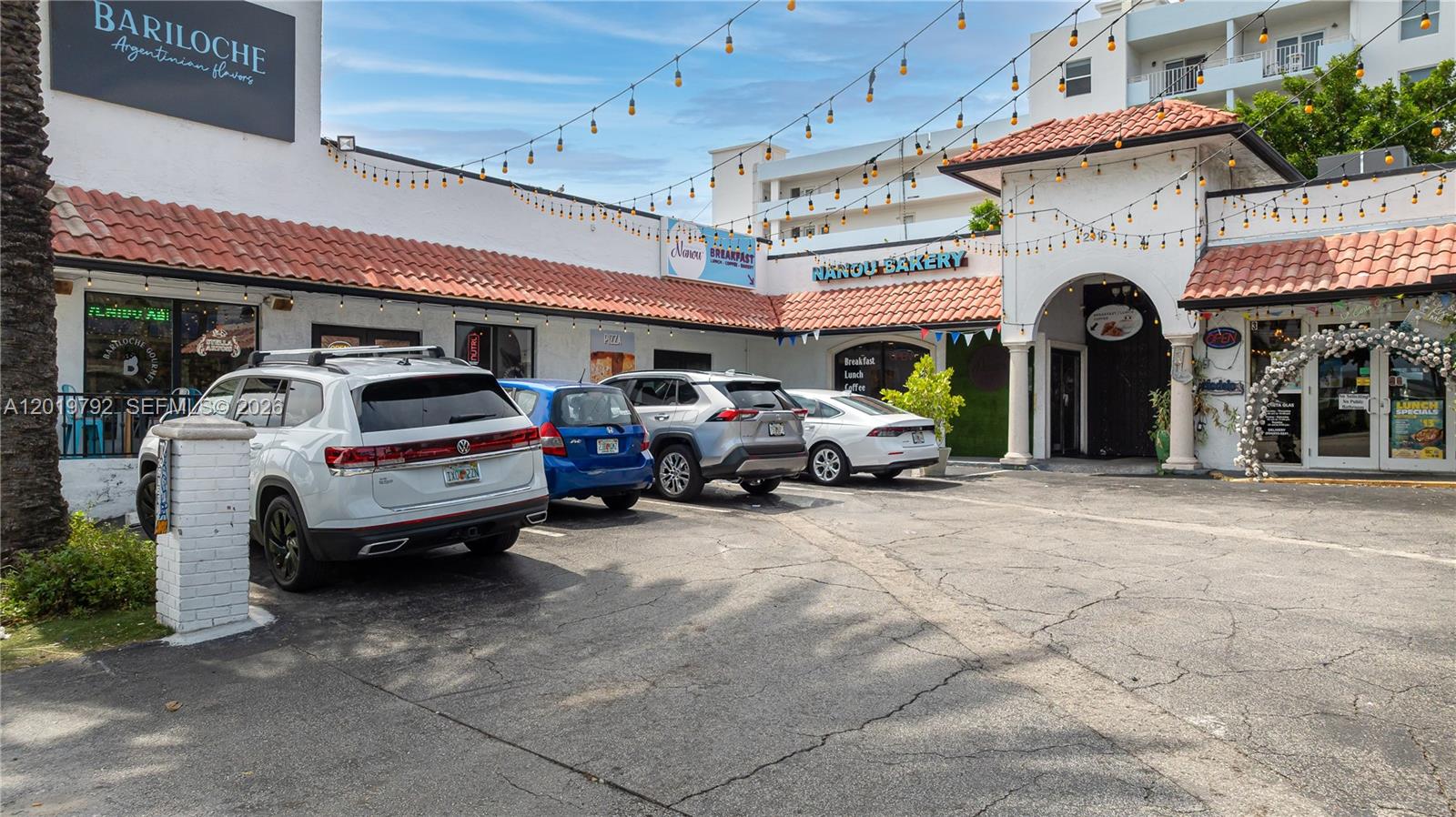 2915 E Las Olas Blvd