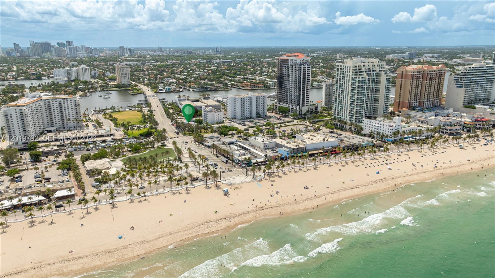 2915 E Las Olas Blvd