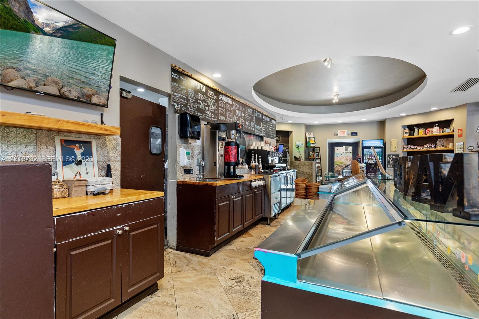2915 E Las Olas Blvd