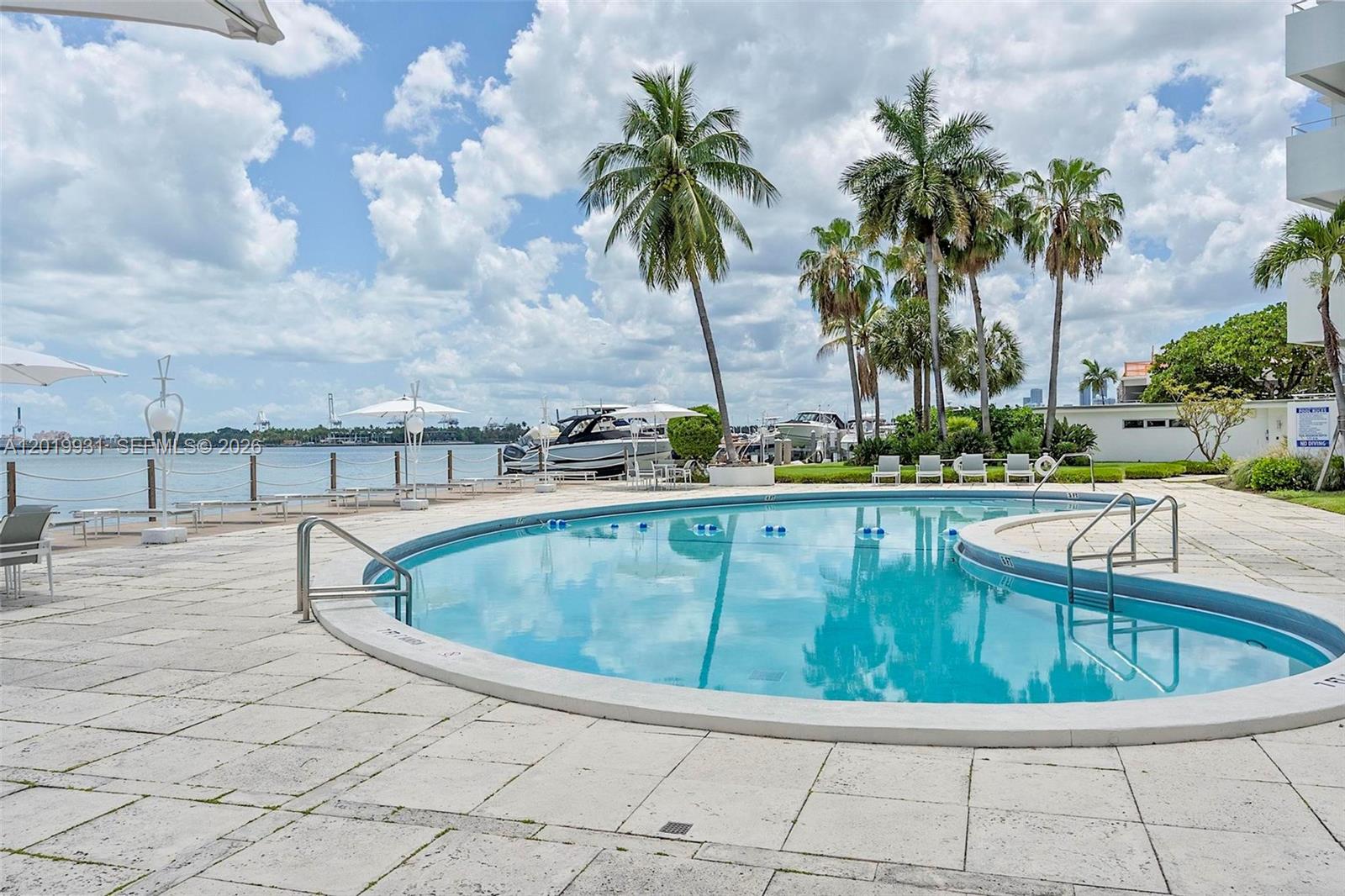 16 Island Ave # 7C
