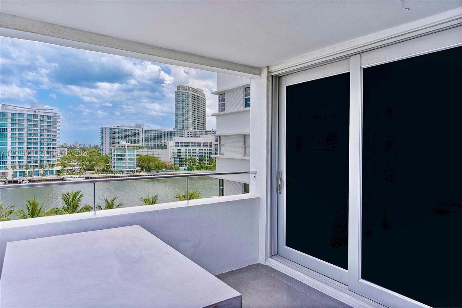 16 Island Ave # 7C