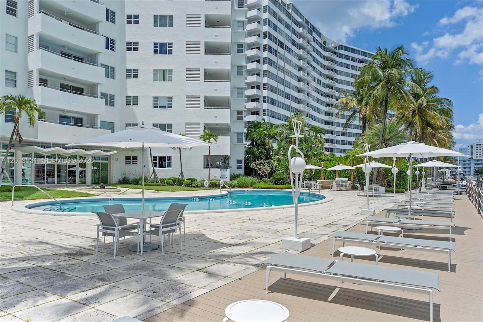 16 Island Ave # 7C