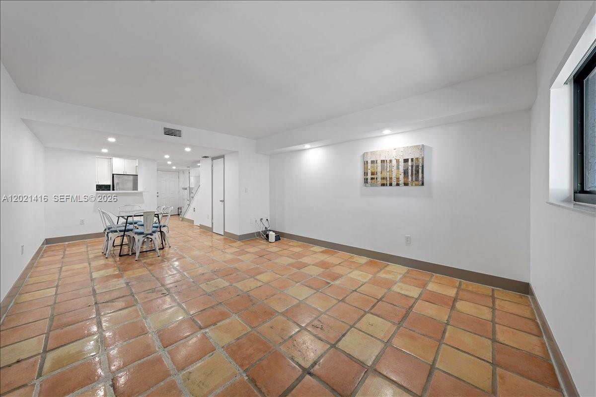 5750 Turin St # 207