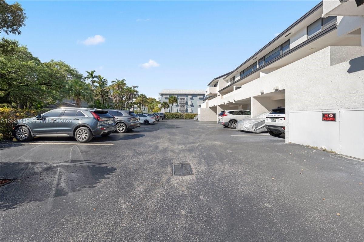 5750 Turin St # 207