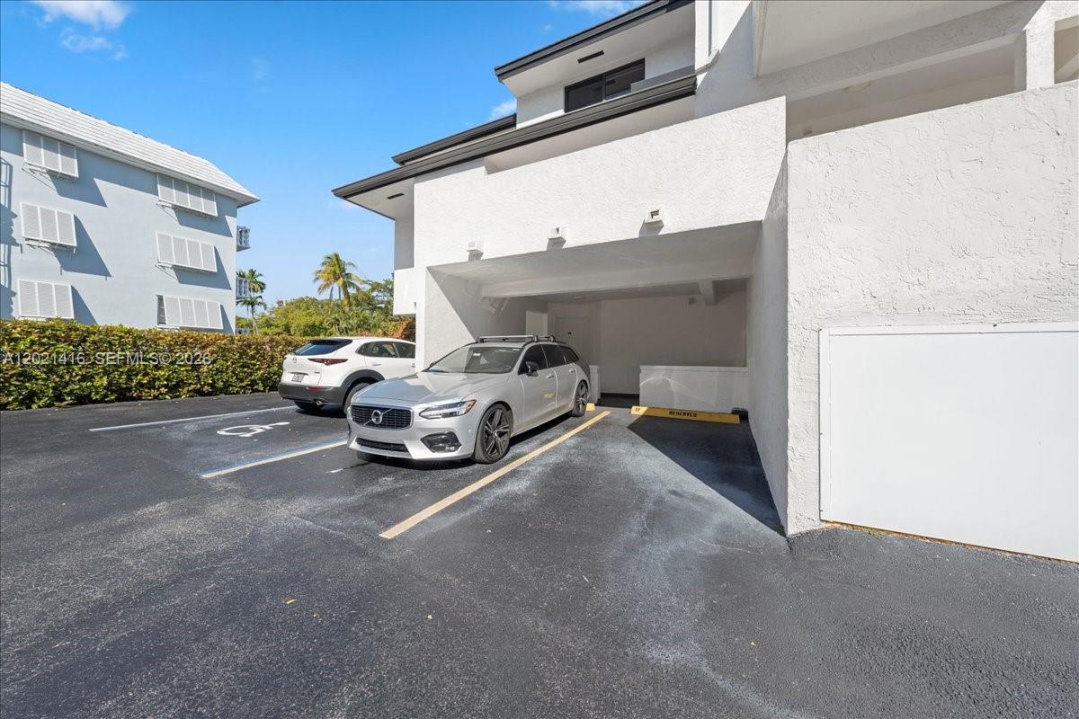 5750 Turin St # 207