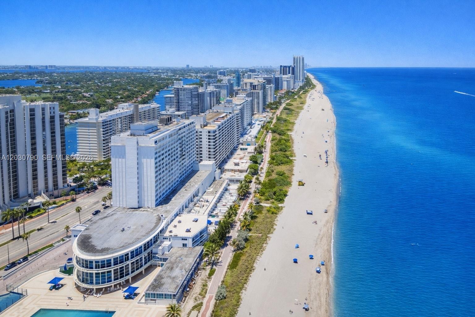 5445 Collins Ave # 1506