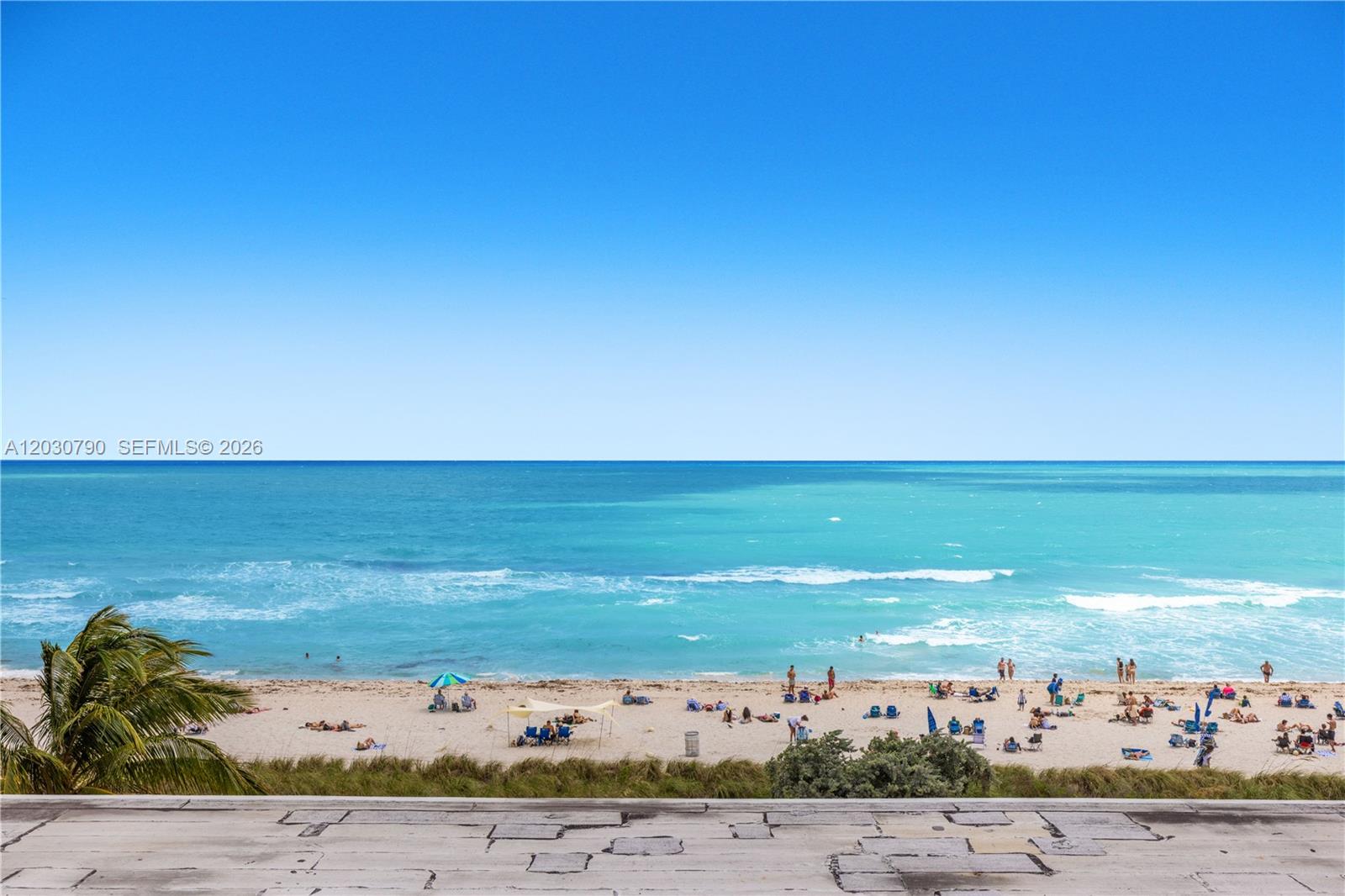 5445 Collins Ave # 1506