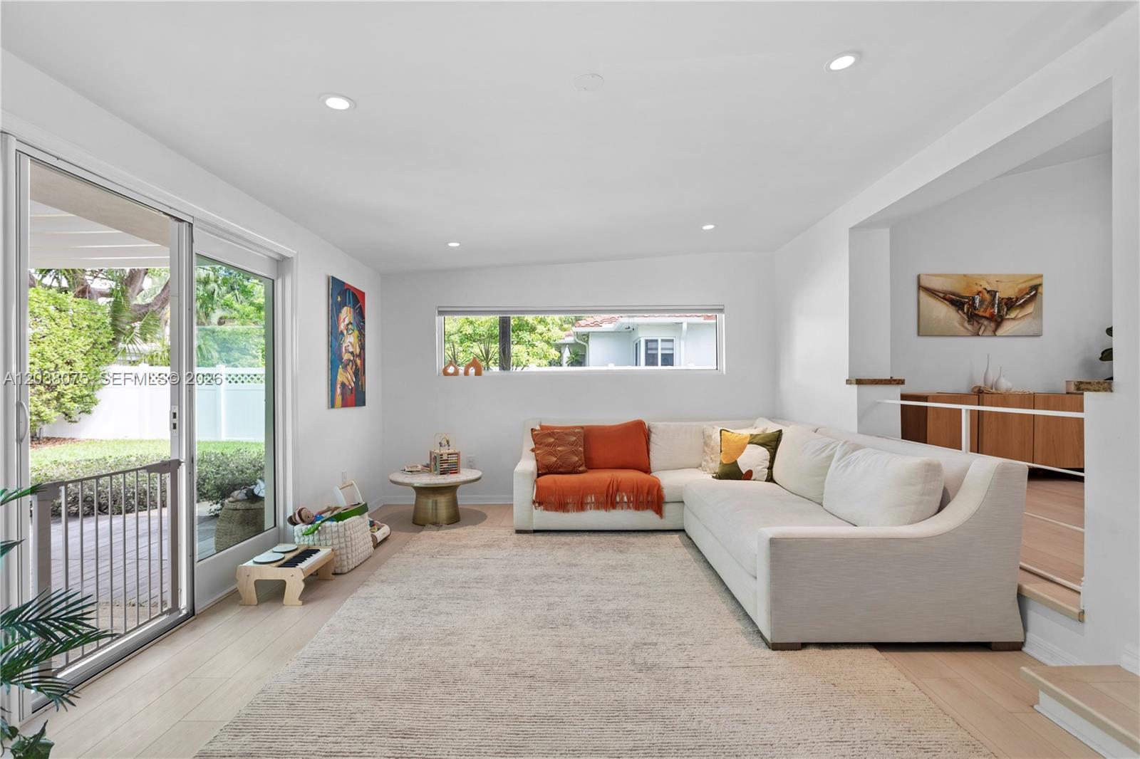7611 Miami View Dr