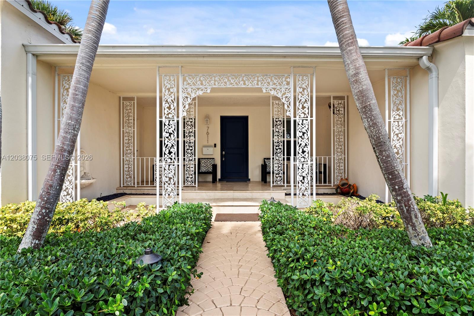 7611 Miami View Dr
