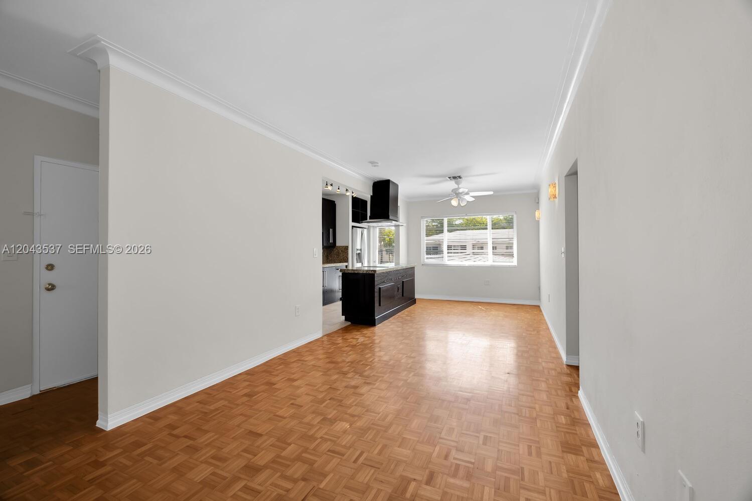 940 Sevilla Ave # 206