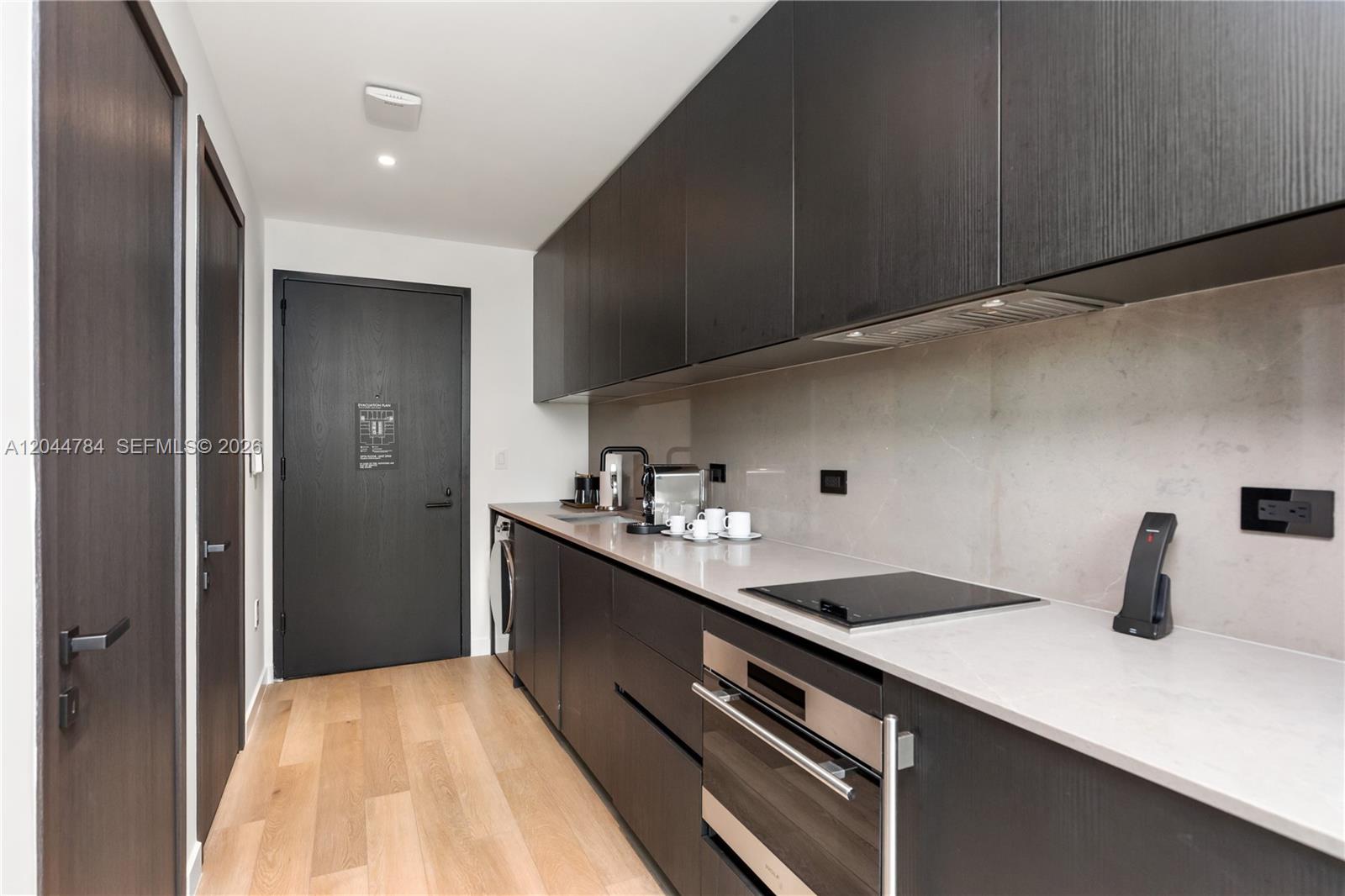 20 NE 11th # 2905