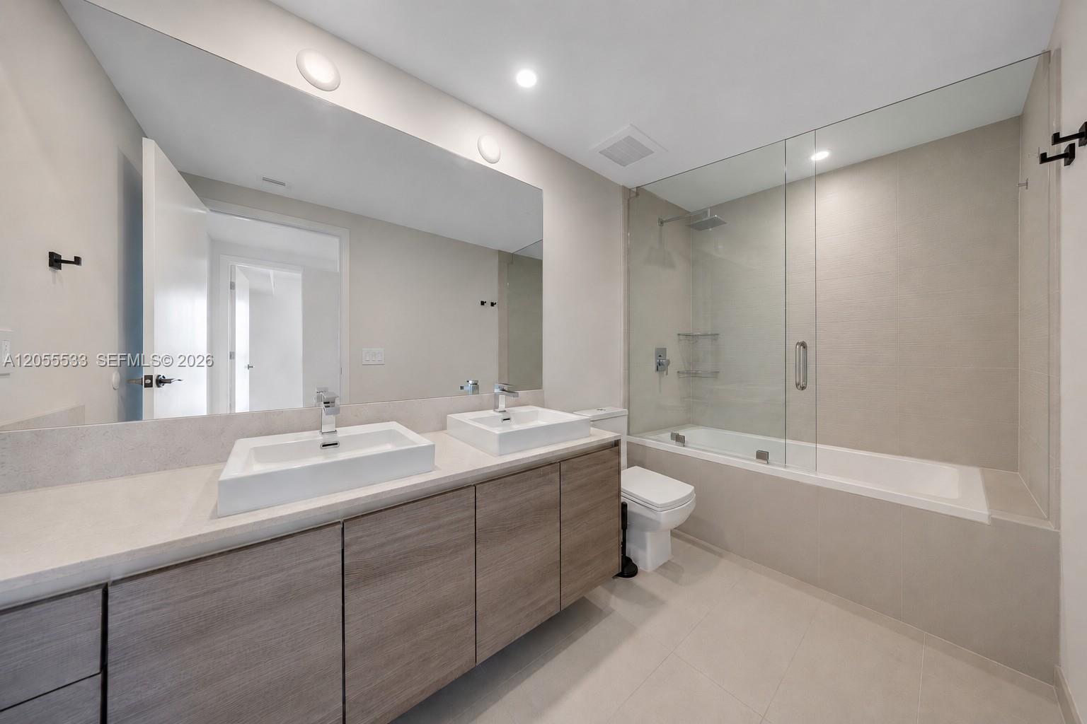 1080 Brickell Ave # 1803