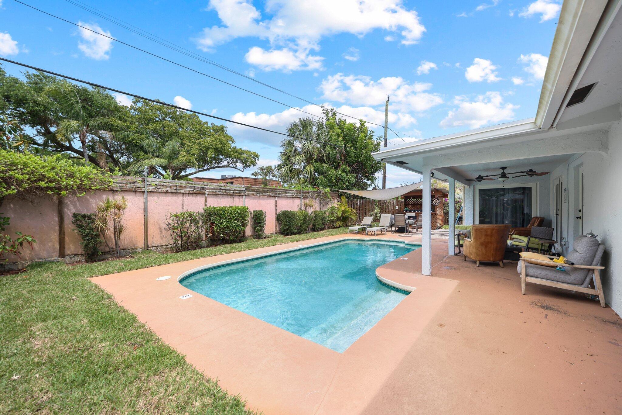 513 Curlew Road