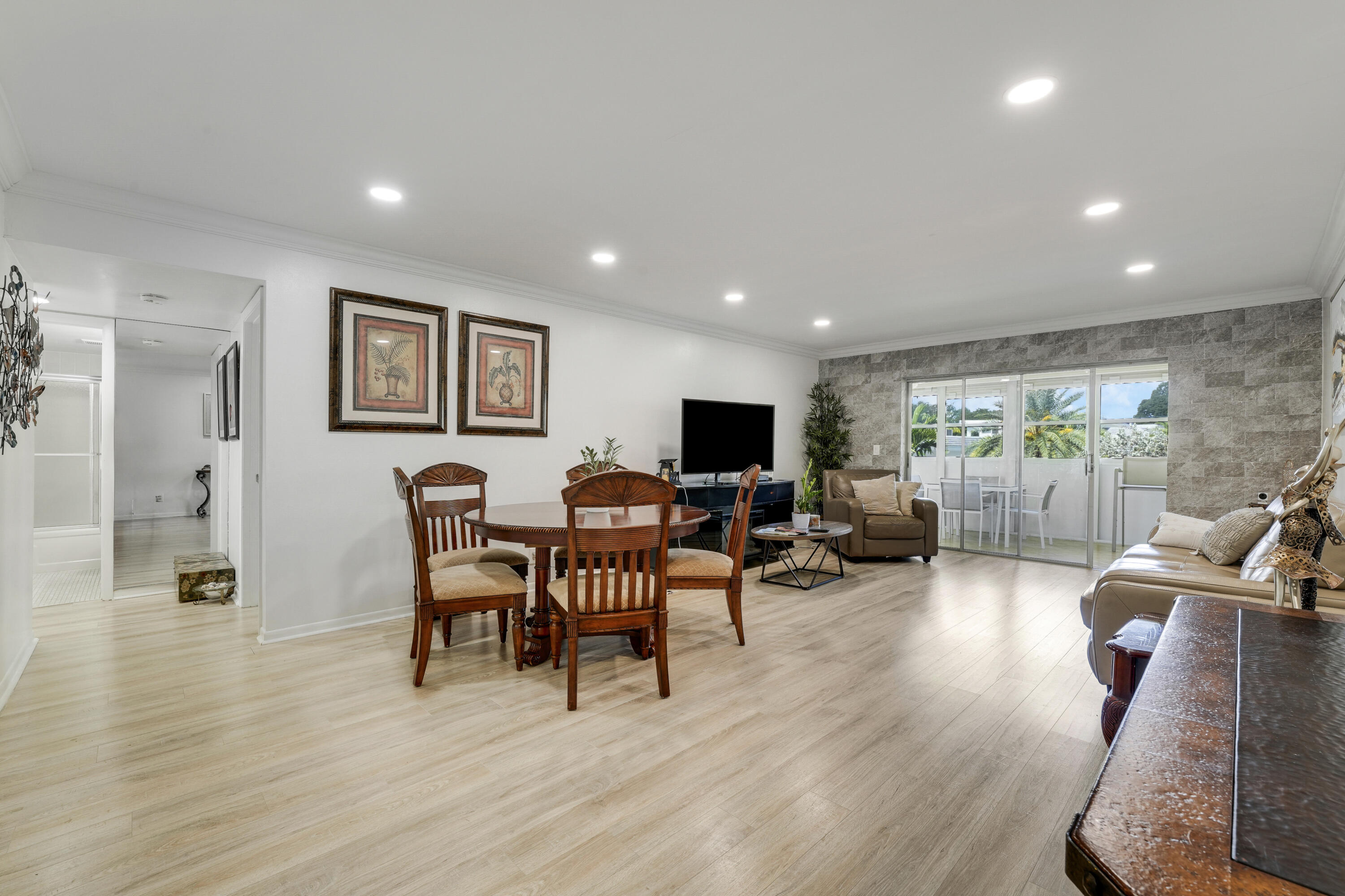 14849 Cumberland Drive 2070