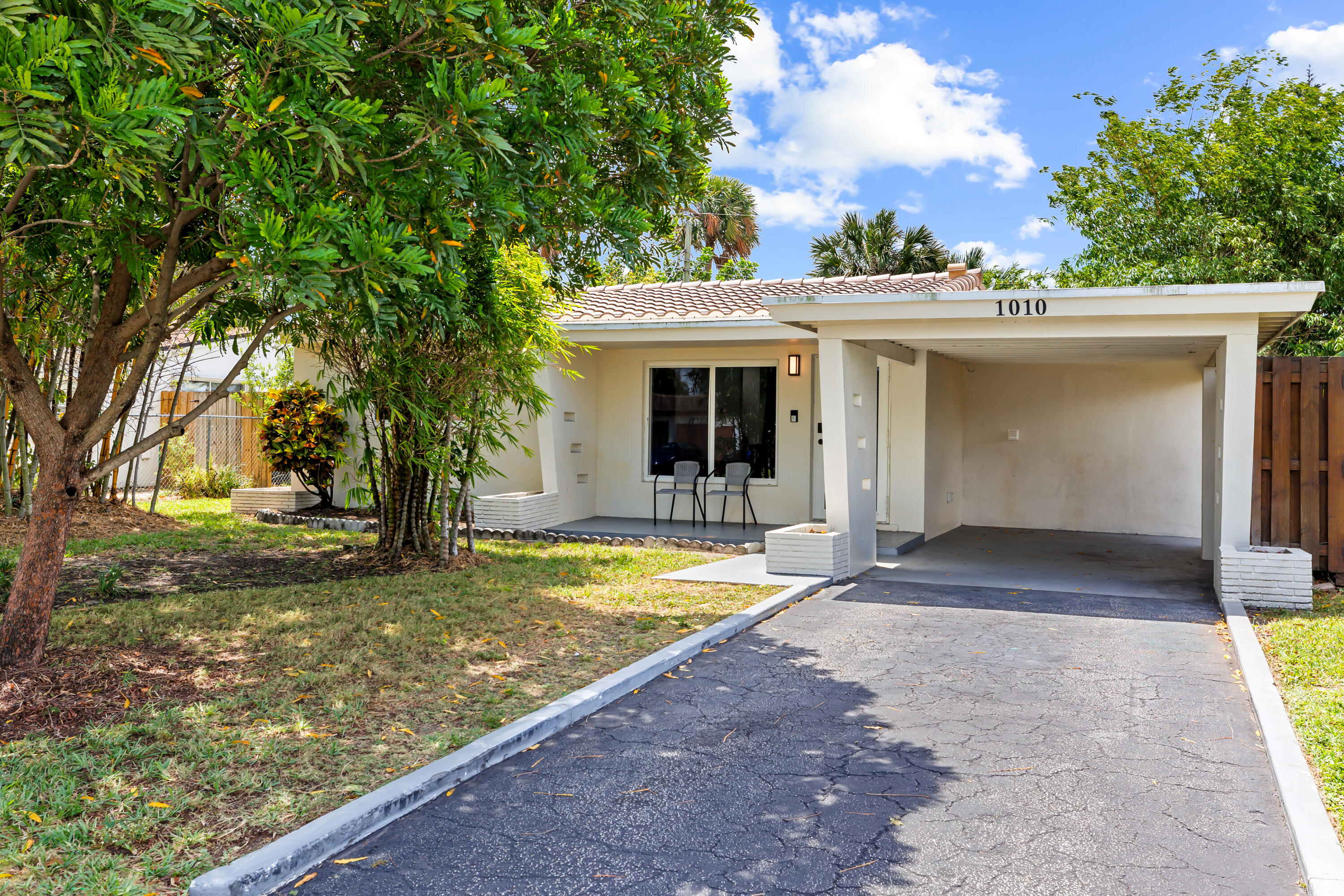 1010 SW 32nd Street