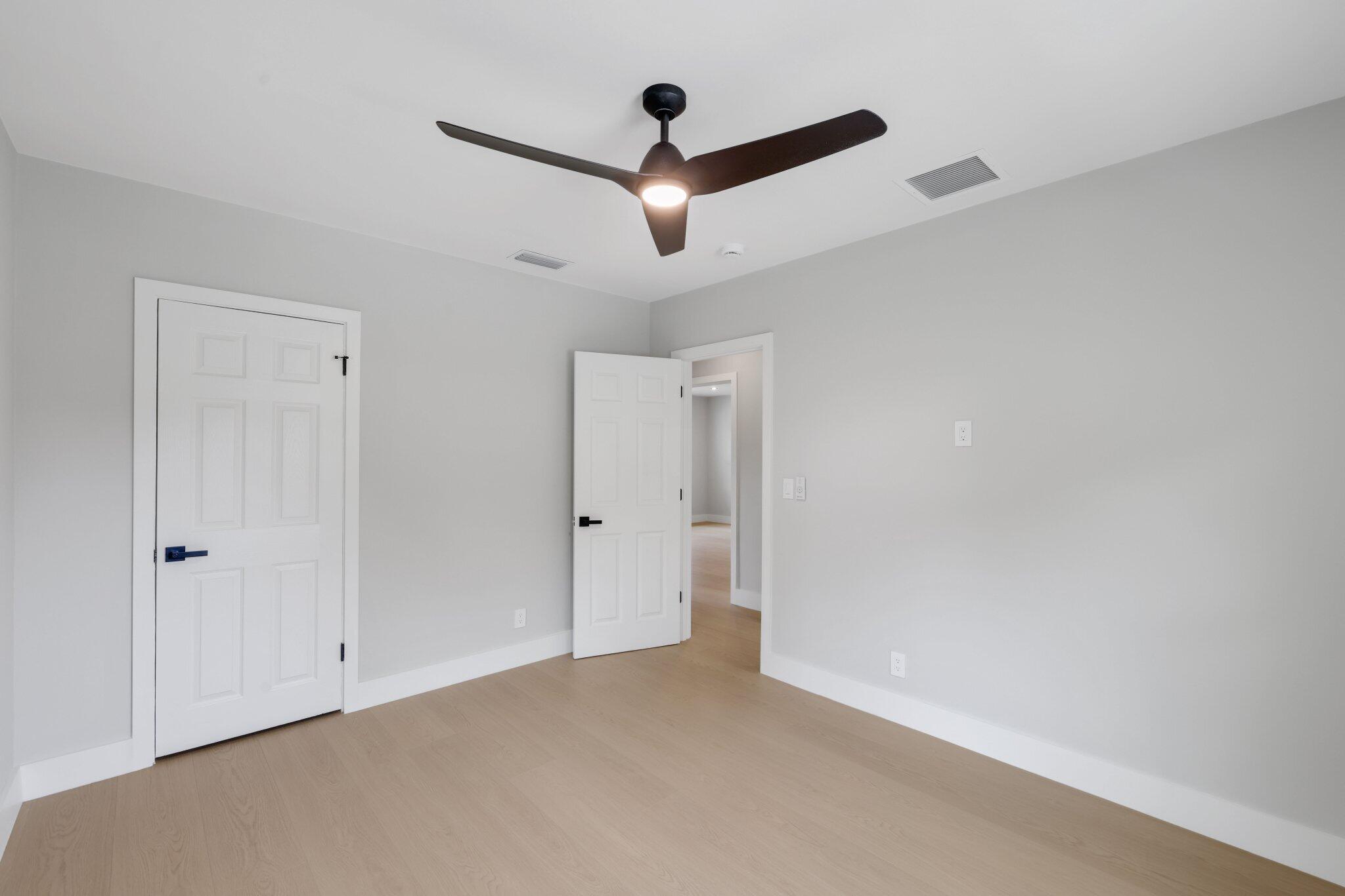 275 NE 16th Street