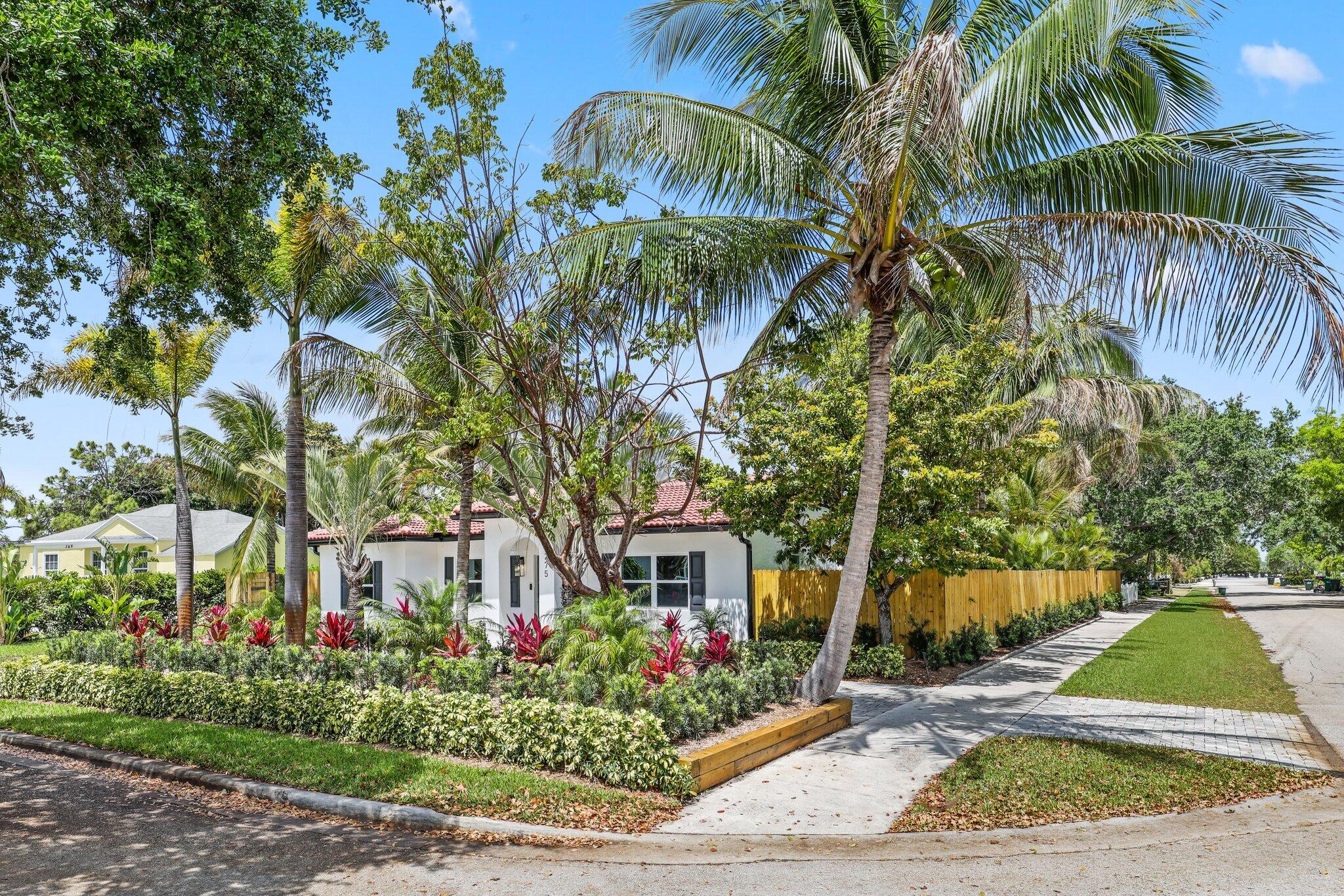 275 NE 16th Street