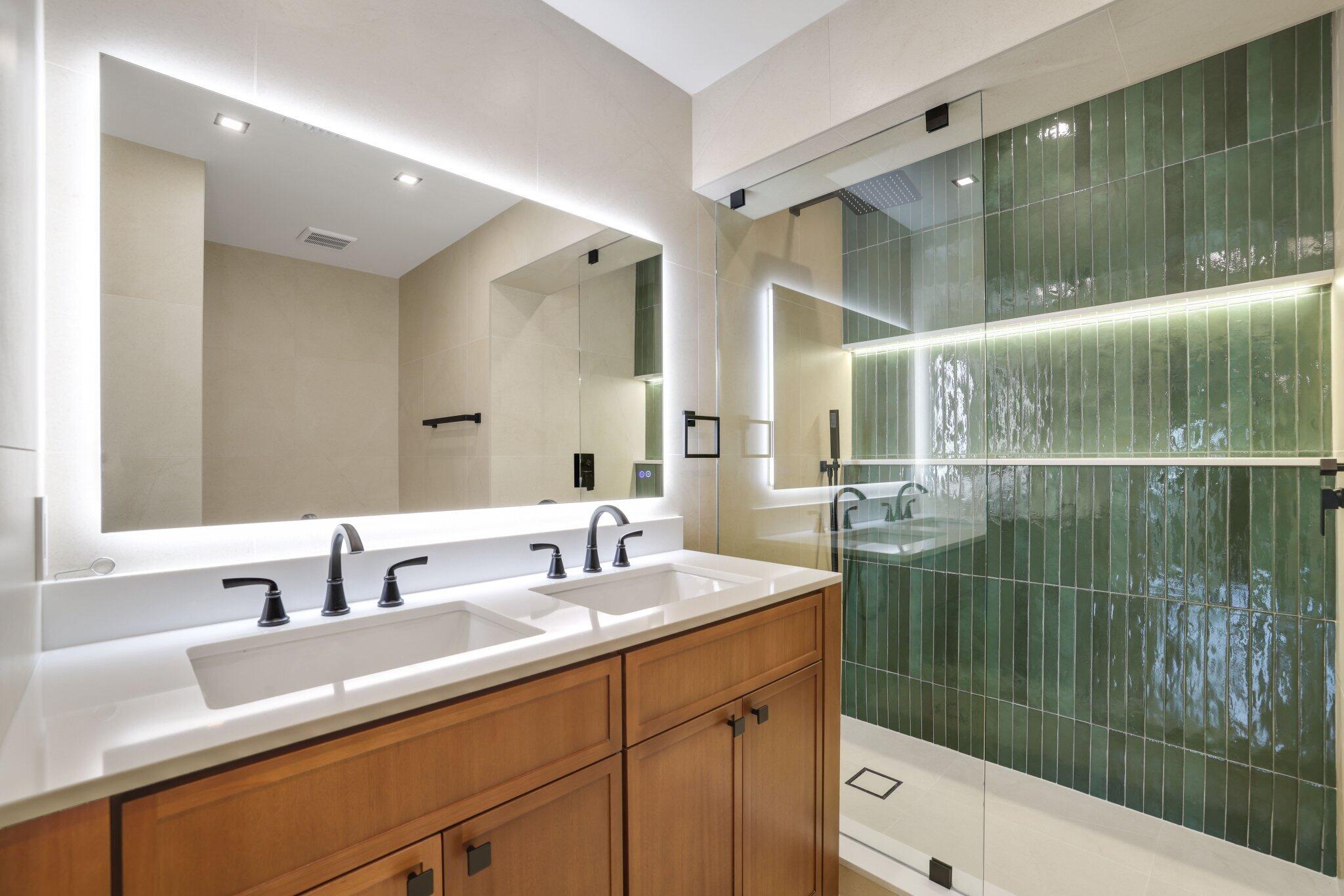 275 NE 16th Street