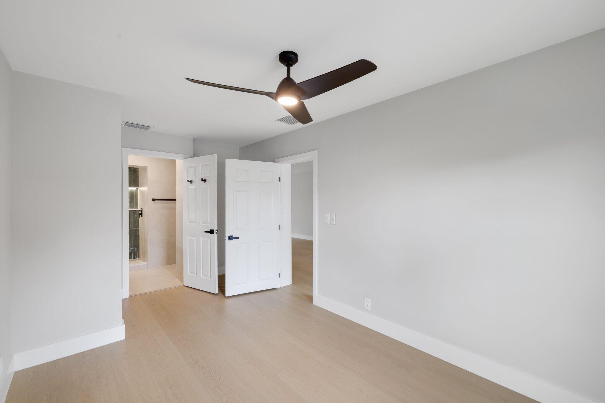 275 NE 16th Street