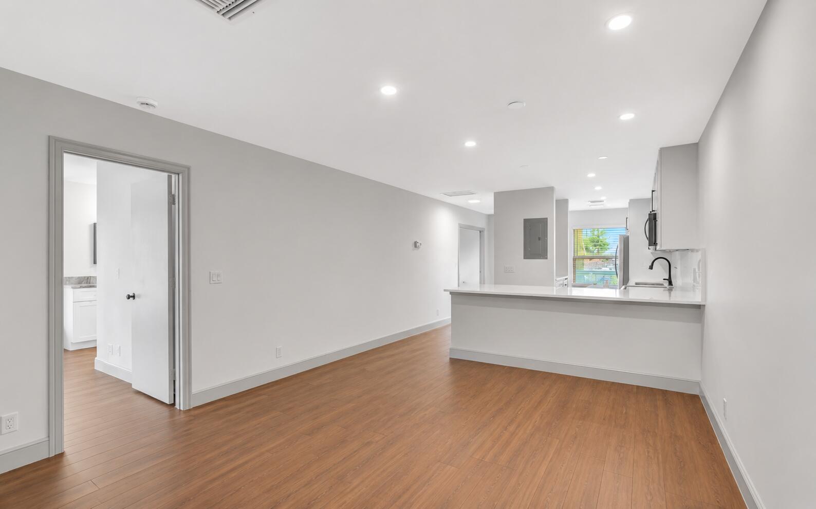 1140 Mahogany Way 204