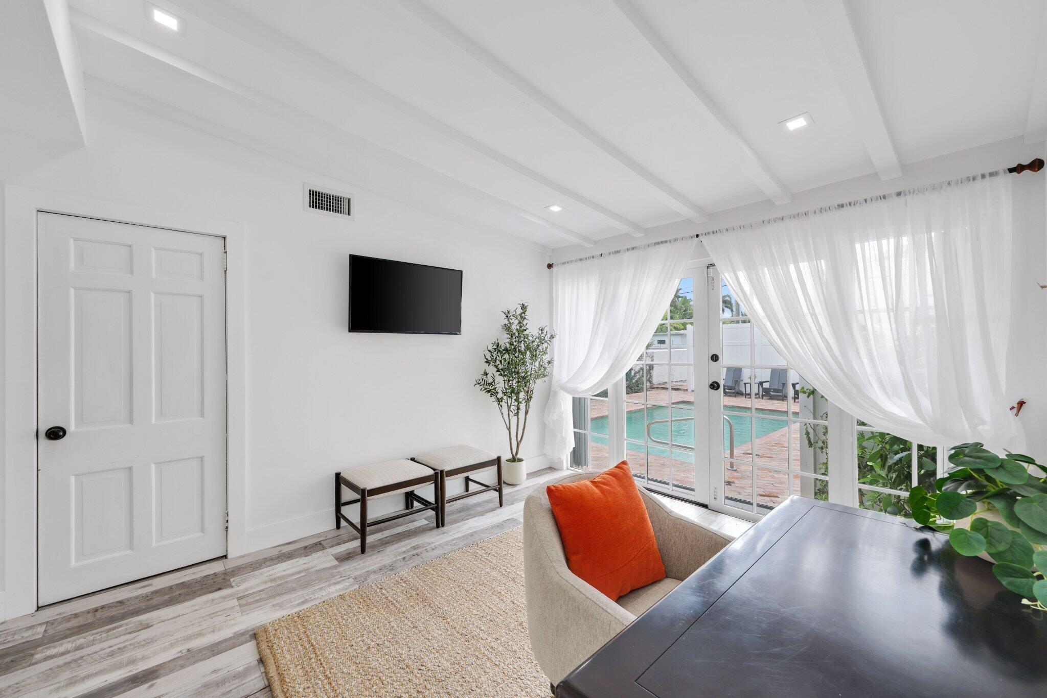 744 Sunset Road