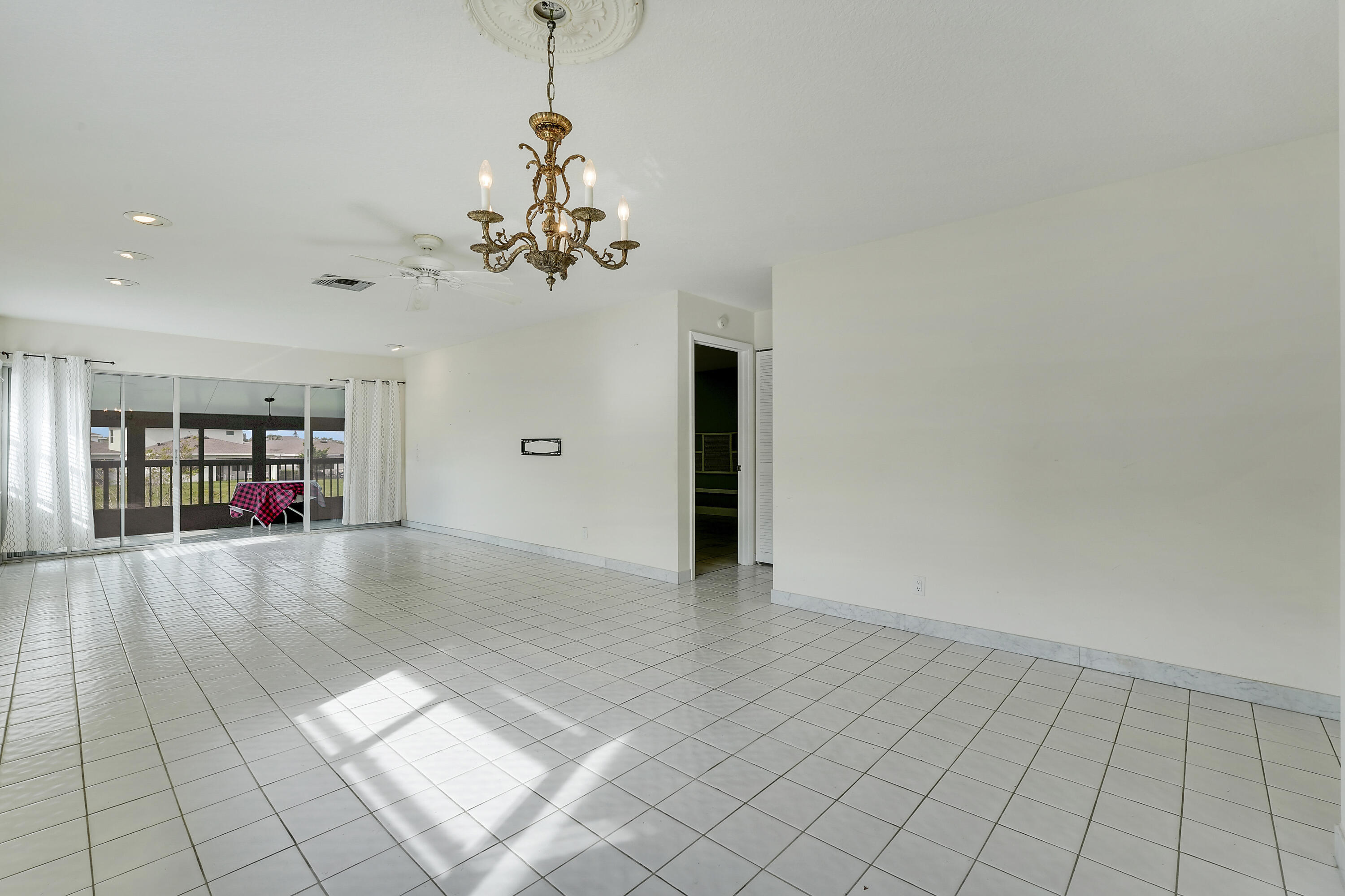 13679 Date Palm Court B