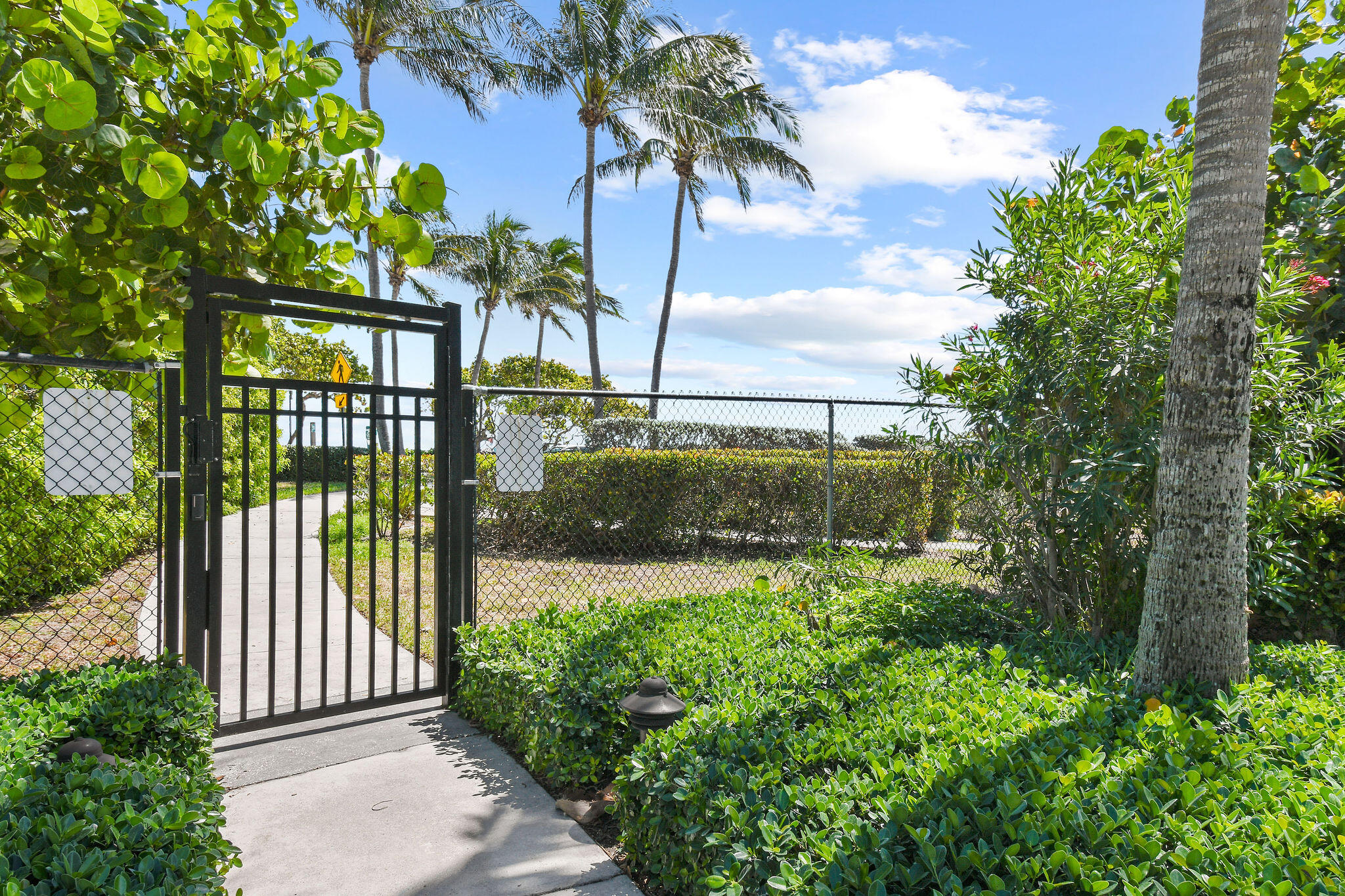 201 Ocean Bluffs Boulevard 5010