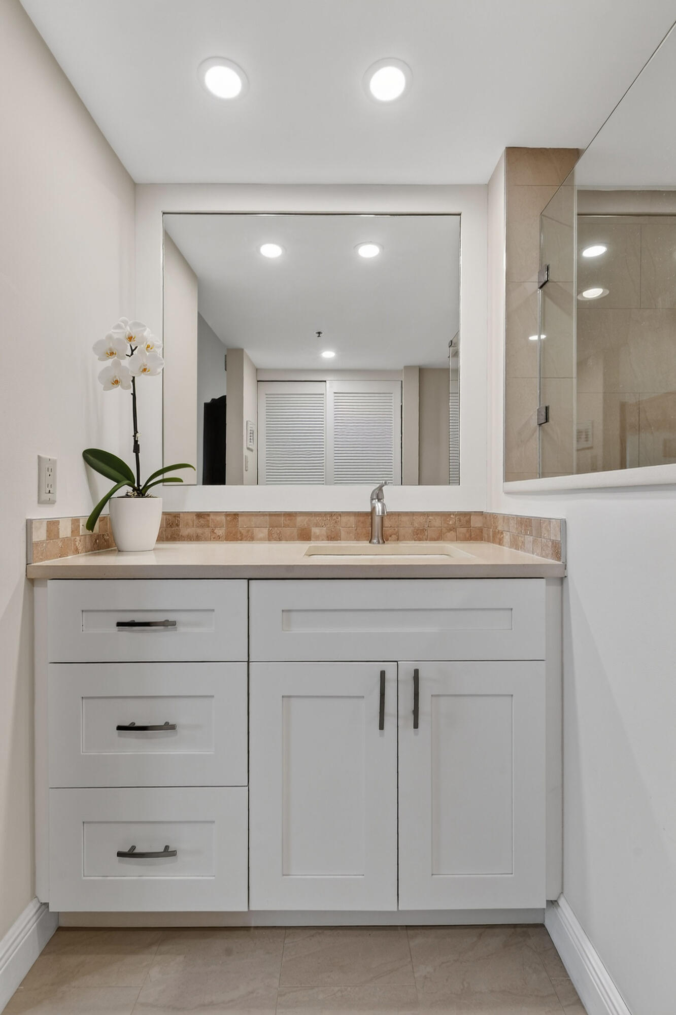 201 Ocean Bluffs Boulevard 5010