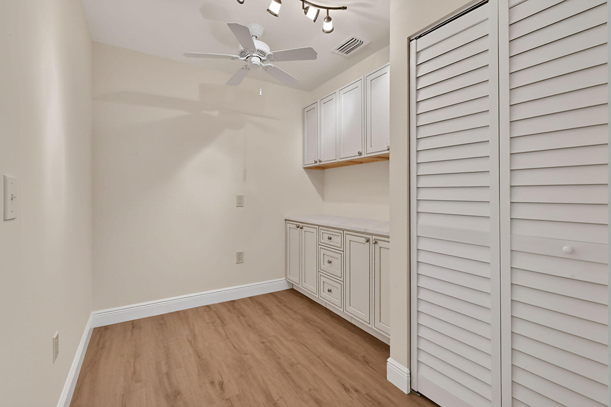 201 Ocean Bluffs Boulevard 5010