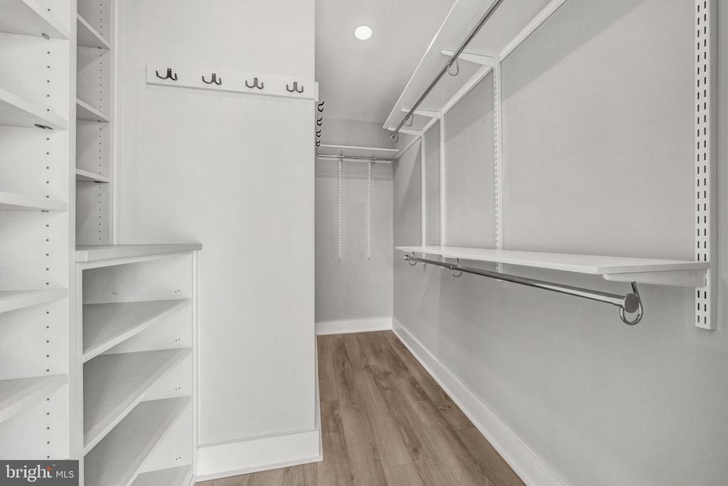 88 V STREET SW 808
