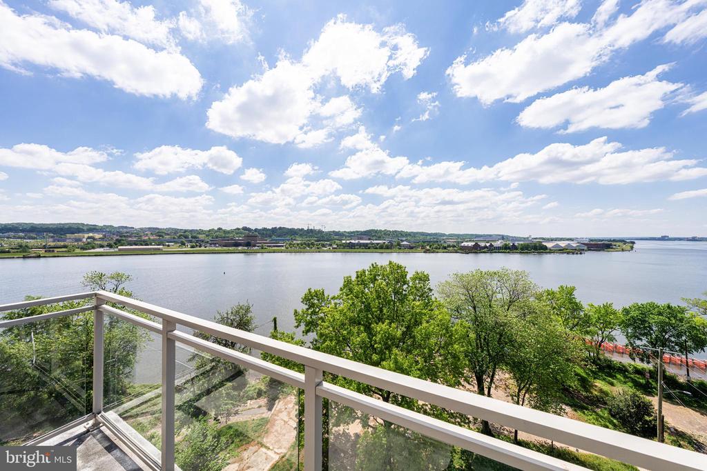 88 V STREET SW 808