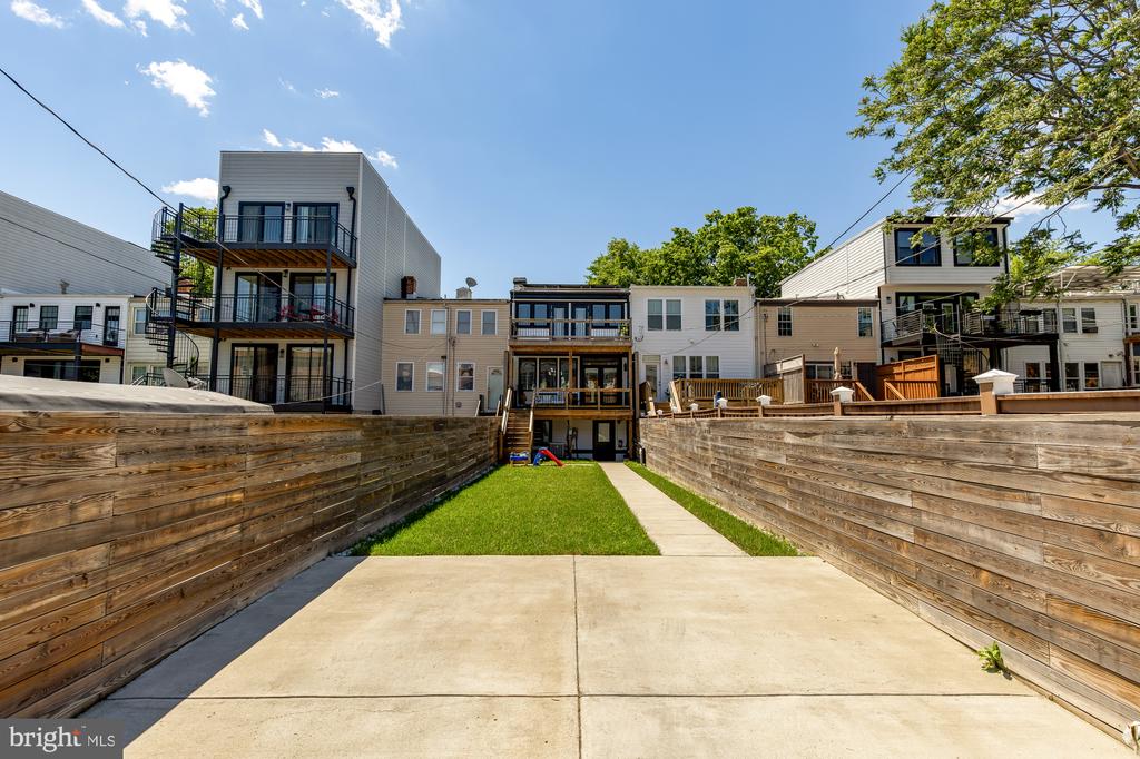 1341 TAYLOR STREET NW