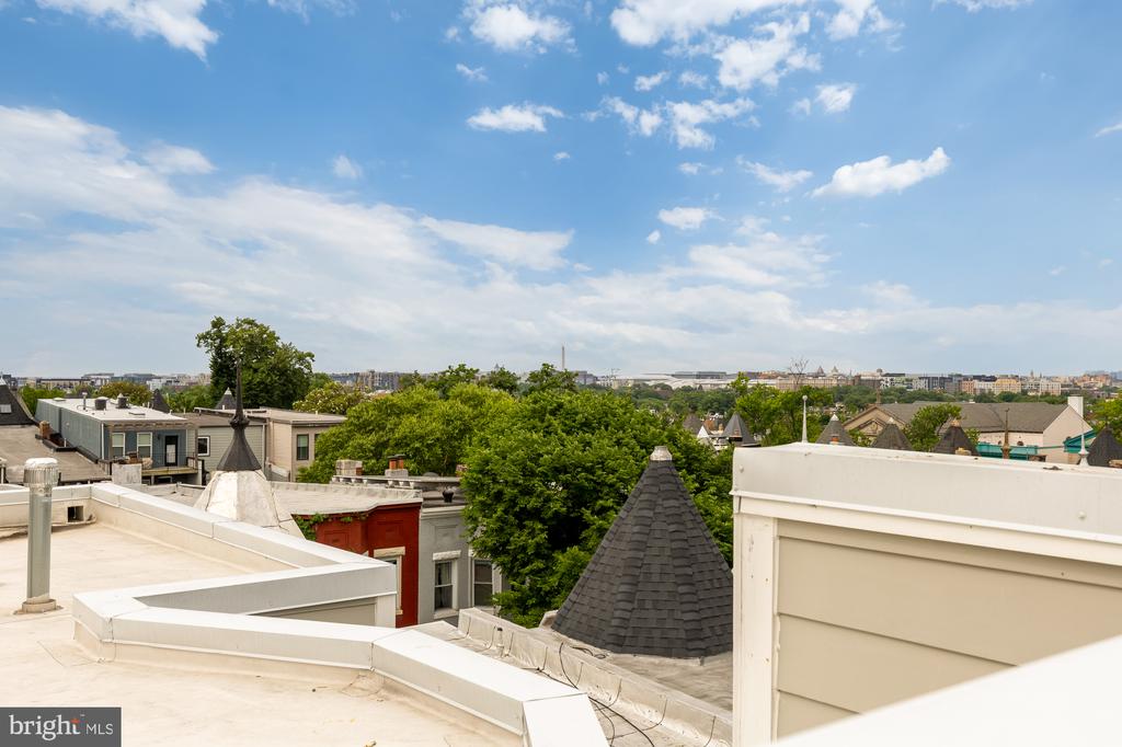 26 TODD PLACE NE 2