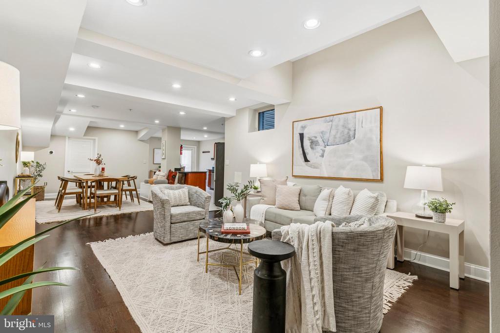 1321 EUCLID STREET NW T1