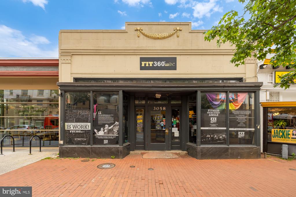 3060 16TH STREET NW Unit: 102