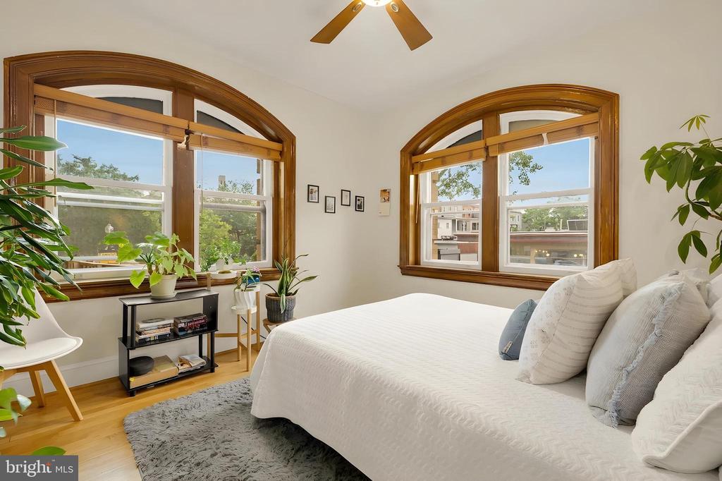 3060 16TH STREET NW Unit: 102