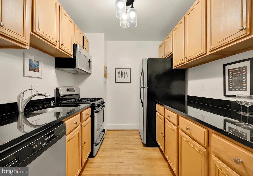 3060 16TH STREET NW Unit: 102