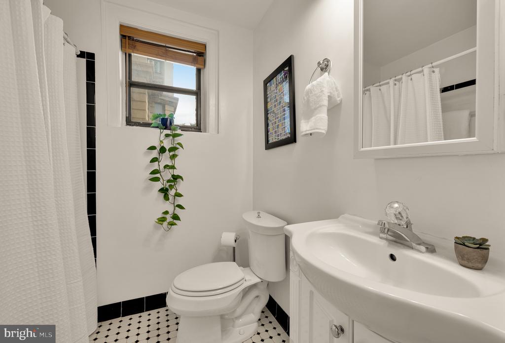 3060 16TH STREET NW Unit: 102