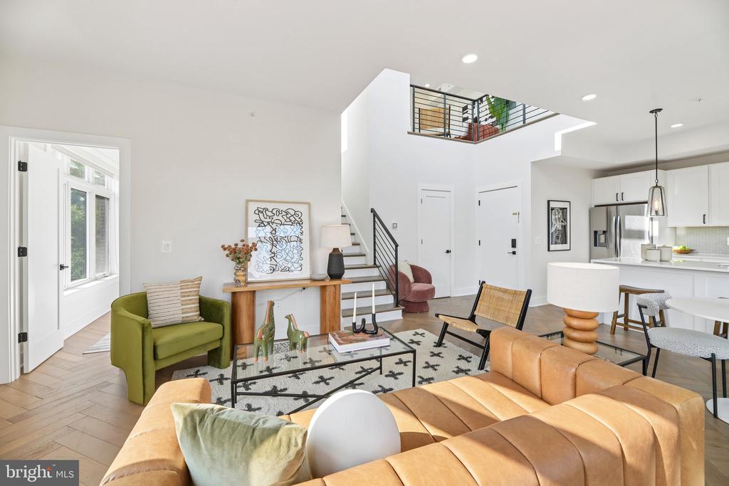 4315 HARRISON STREET NW Unit: 8