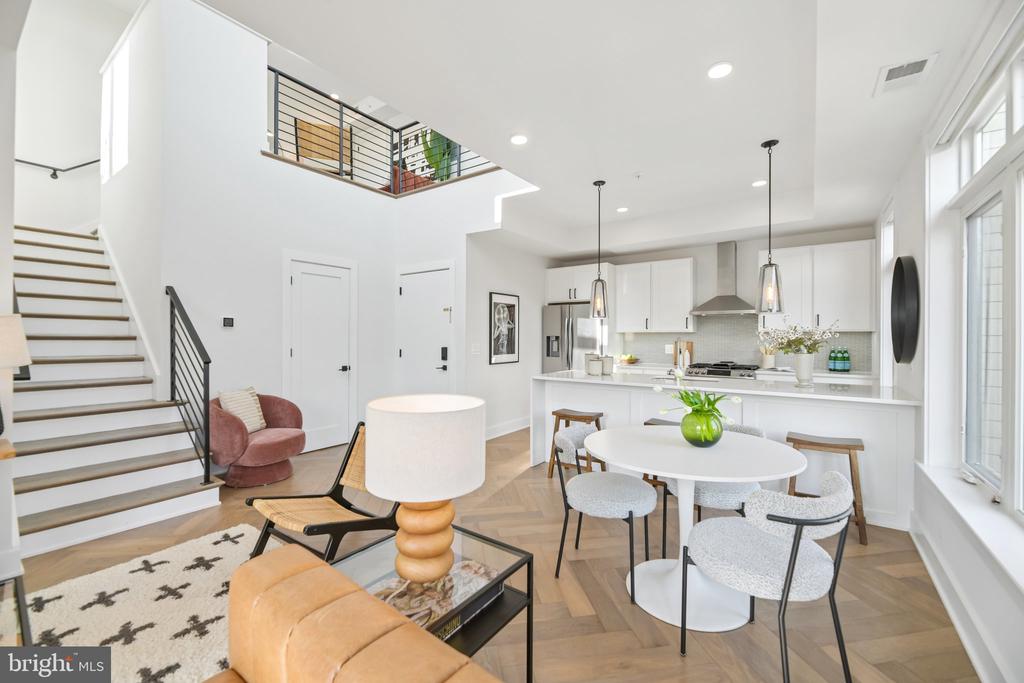 4315 HARRISON STREET NW Unit: 8
