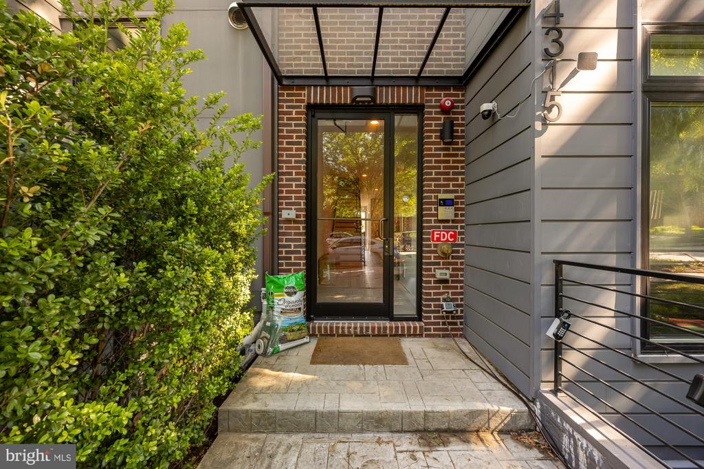 4315 HARRISON STREET NW Unit: 1